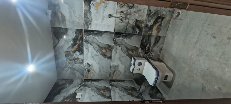 Attached Bathroom, chattarpur 3 Bedroom 1170 Sq.Ft. Builder Floor In Chattarpur Delhi 10031110