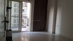 3 BHK Apartment For Rent in RWA Apartments Sector 40