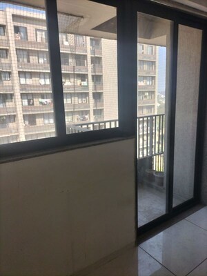 Room in 3 BHK Apartment at Kavisha Panorama, South Bopal – for Rent