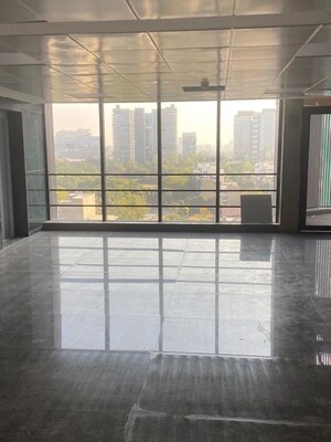 Room in  Office Space at Aaron Spectra, Bodakdev – for Rent