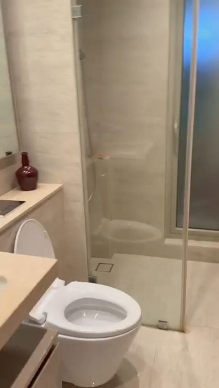 Bathroom, one-hiranandani-park 3 Bedroom 1433 Sq.Ft. Apartment In Ghodbunder Road Thane 10031291