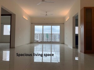 Room in 4 BHK Apartment at LnT Raintree Boulevard, Hebbal – for Rent