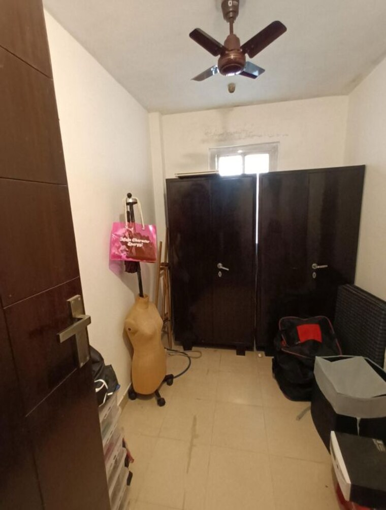 Master Bedroom, vasant kunj 3 Bedroom 1450 Sq.Ft. Apartment In Vasant Kunj Delhi 10031304