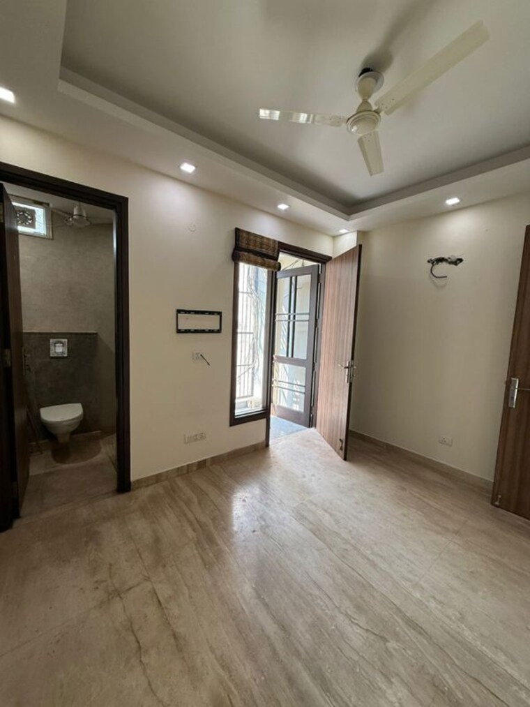 Room, baba colony 2.5 Bedroom 906 Sq.Ft. Builder Floor In Baba Colony Delhi 10031269
