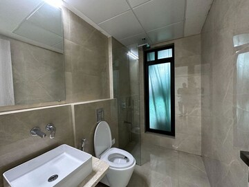 Bathroom in 2 BHK Apartment at Bhoomi Simana, Parel – for Sale