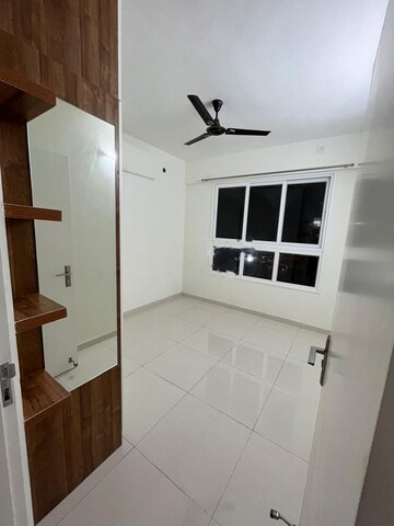 Room in 2 BHK Apartment at Godrej Aqua, International Airport Road – for Sale