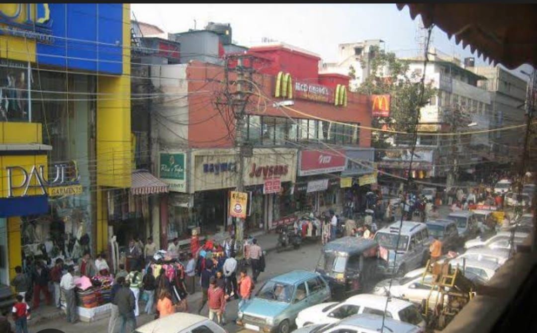 Retail Shop For Rent in Karol Bagh