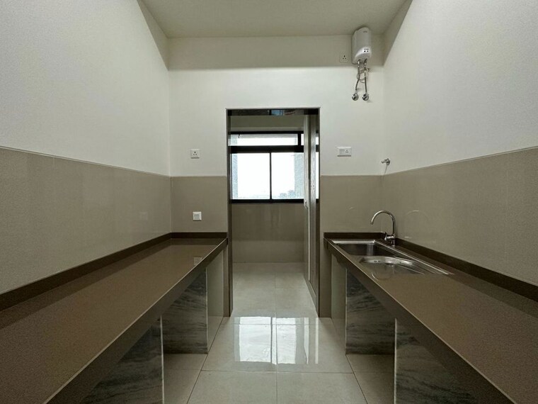 Kitchen, bhoomi-simana 3 Bedroom 980 Sq.Ft. Apartment In Parel Mumbai 10031323