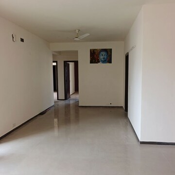 Room in 3.5 BHK Apartment at BPTP Park Grandeura, Sector 82 – for Rent