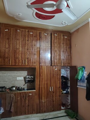 Furnished Amenities in 1 RK Builder Floor at RWA Apartments Sector 71, Sector 71 – for Rent