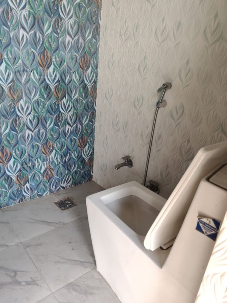 Bathroom, rwa-apartments-sector-71 1 RK 250 Sq.Ft. Builder Floor In Sector 71 Noida 10030697