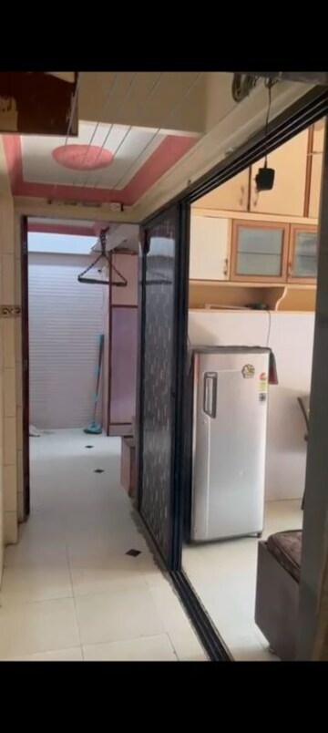 Room in 1.5 BHK Apartment at Anant Nandadeep CHS, Jogeshwari East – for Rent