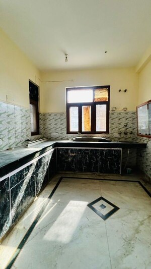 Kitchen in 2 BHK Builder Floor at Sector 23 – for Rent