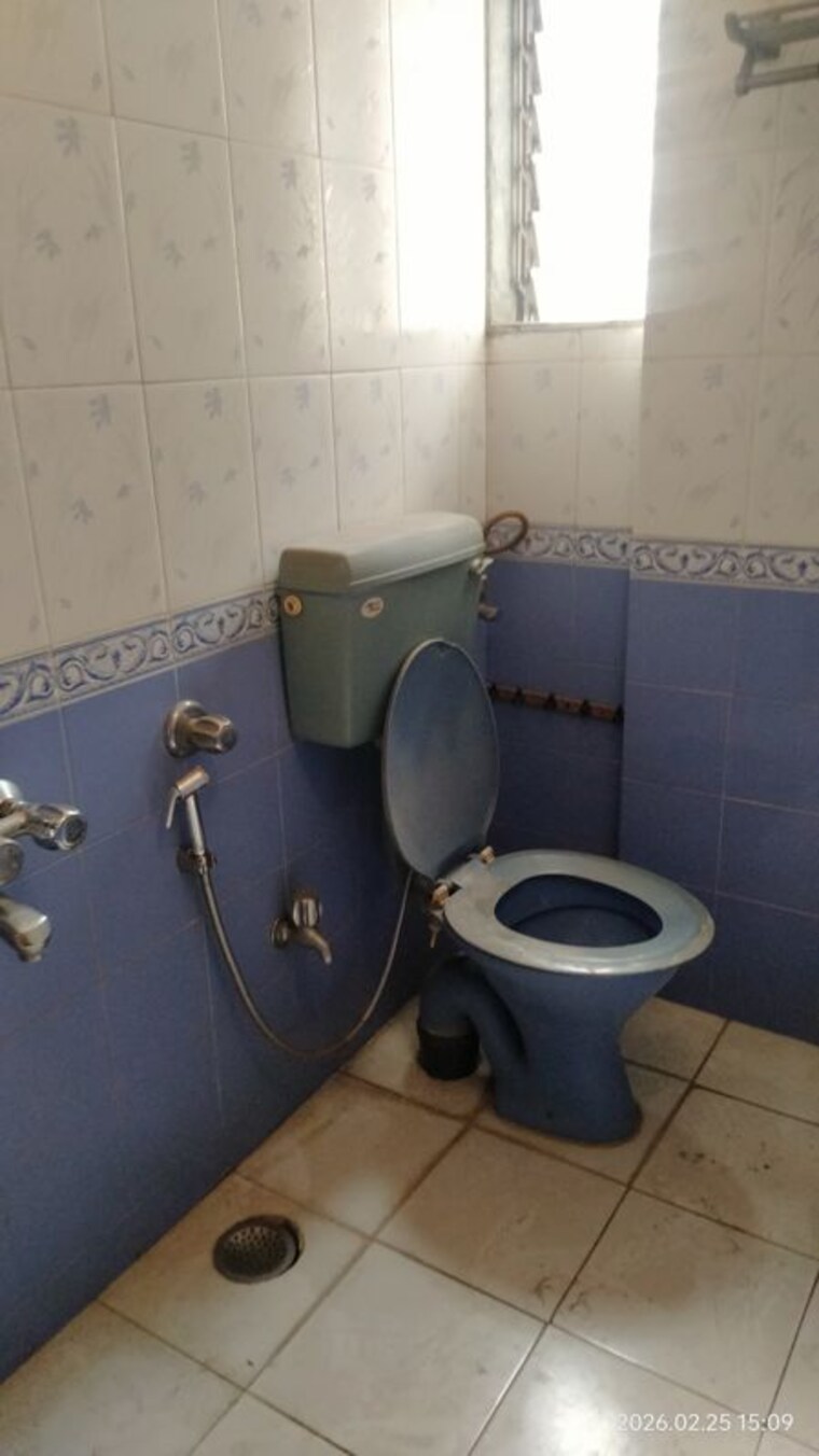 Bathroom, pratik-corner 2 Bedroom 1050 Sq.Ft. Apartment In Airoli Sector 8a Navi Mumbai 10031605