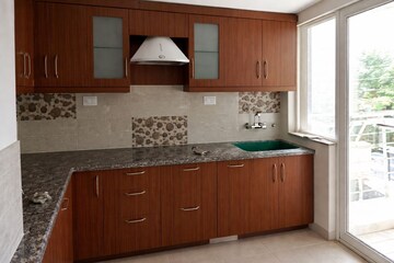 Kitchen in 3 BHK Apartment at Parsvnath Planet, Gomti Nagar – for Sale