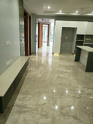 Room in 3 BHK Builder Floor at Janakpuri – for Sale