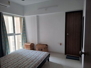 Bedroom in 2 BHK Apartment at Lodha Amara, Kolshet Road – for Rent