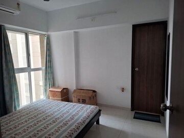 Bedroom in 2 BHK Apartment at Lodha Amara, Kolshet Road – for Rent