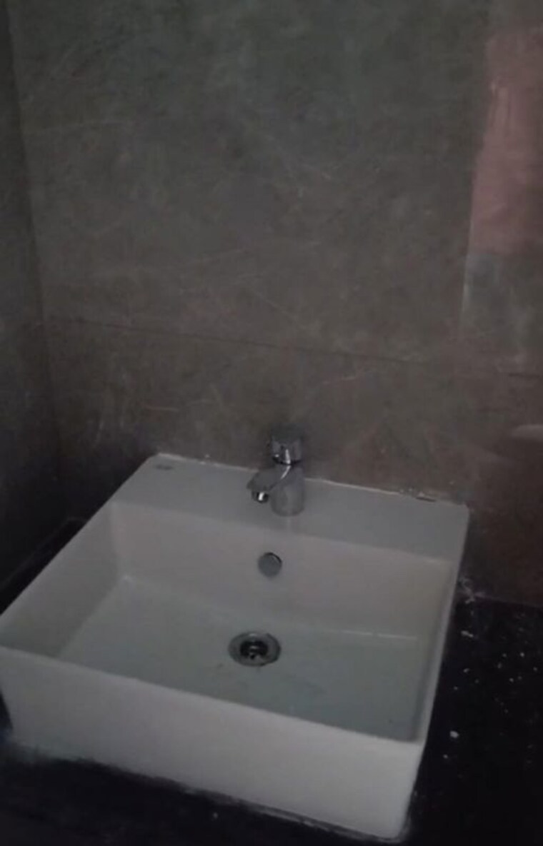 Bathroom, vj-indilife Studio 184 Sq.Ft. Apartment In Pashan Pune 10031712