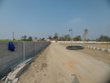  Plot – Exterior View View at Gosainganj - for Sale