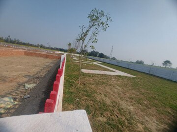  Plot – Exterior View View at Gosainganj - for Sale