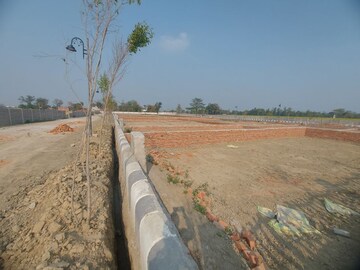 Plot For Sale in Gosainganj