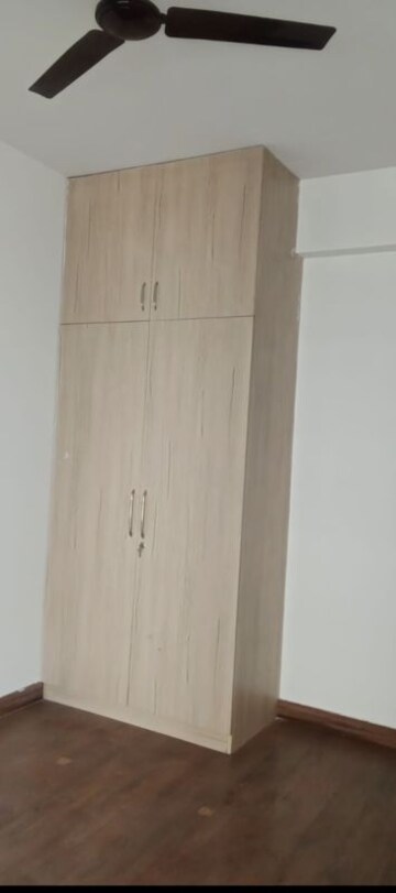 Furnished Amenities in 3 BHK Apartment at Puri Aanandvilas, Sector 81 – for Rent