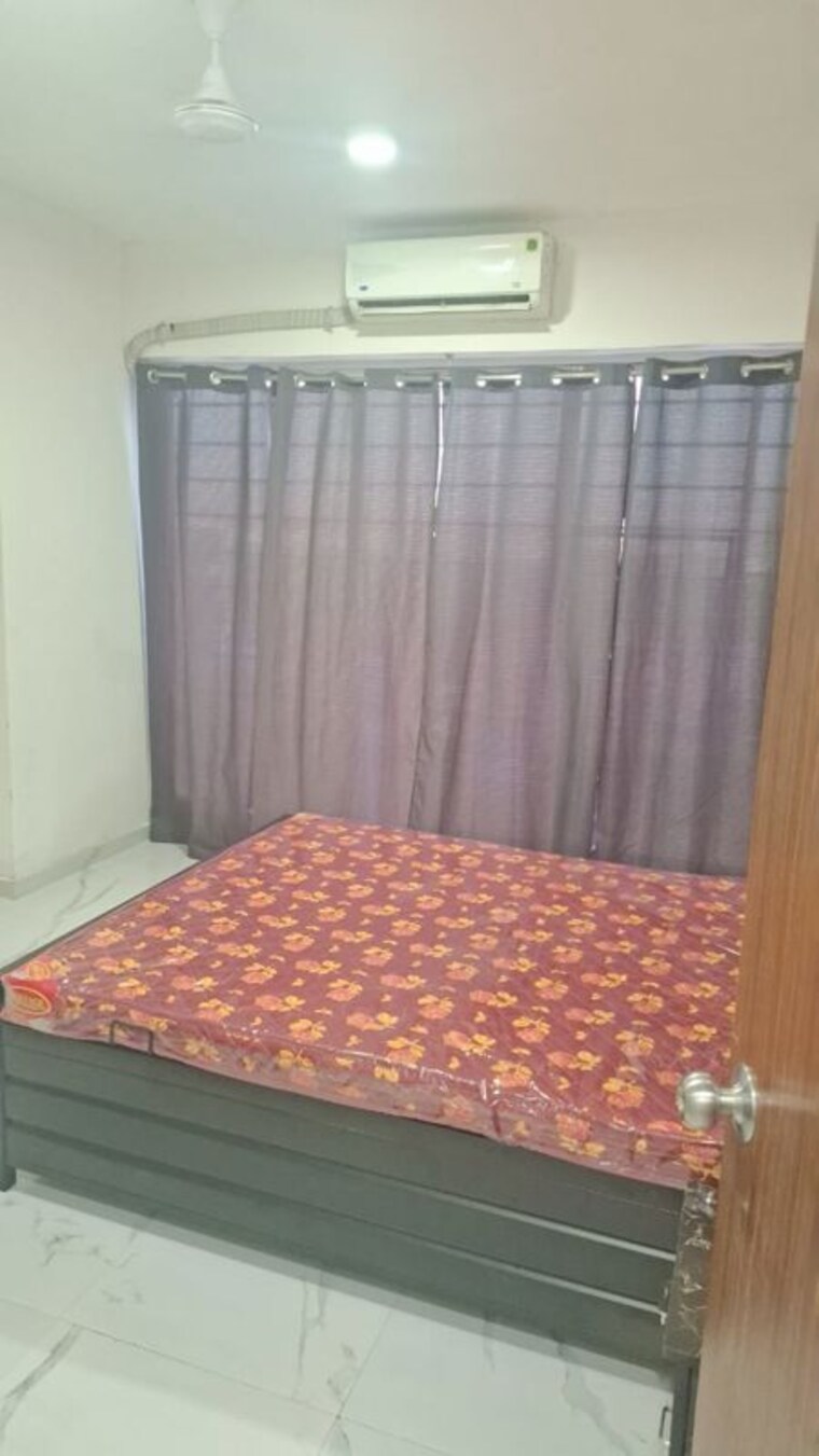 Bedroom, srishti-complex-powai 2 Bedroom 950 Sq.Ft. Apartment In Powai Mumbai 10031865