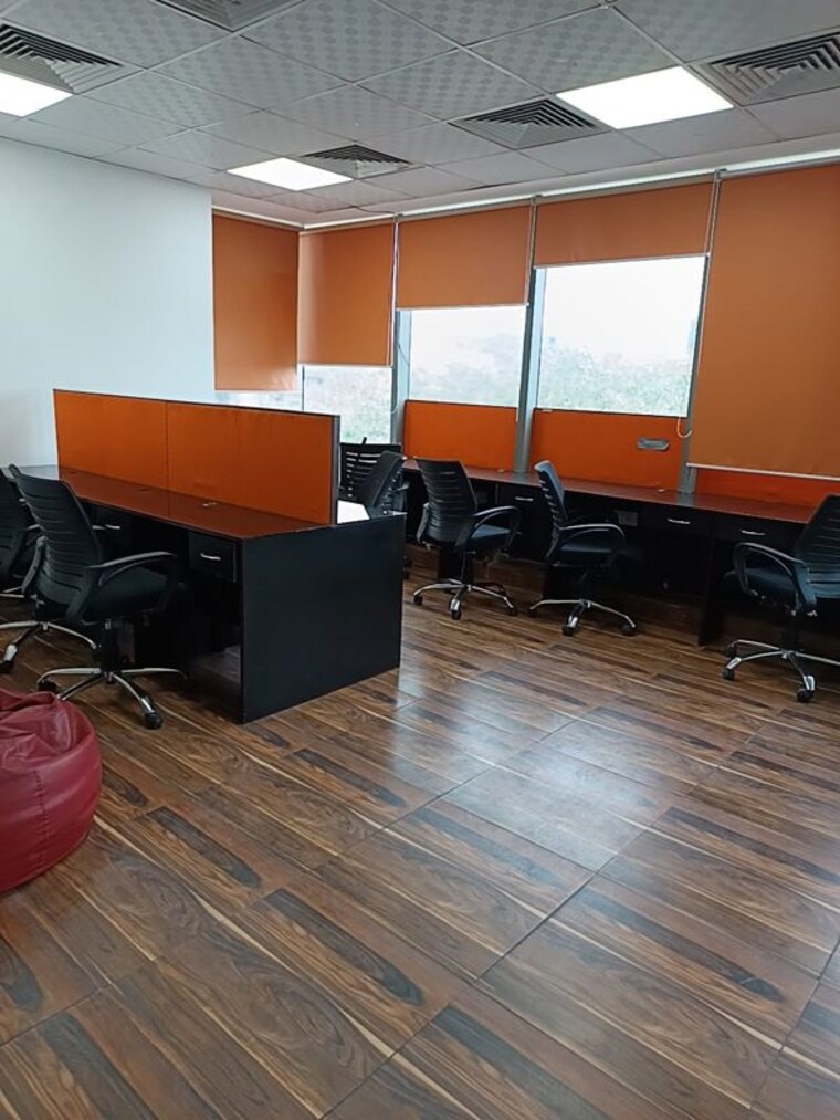 Team Area, sector 62 Commercial Office Space 1800 Sq.Ft. In Sector 62 Noida 10031961