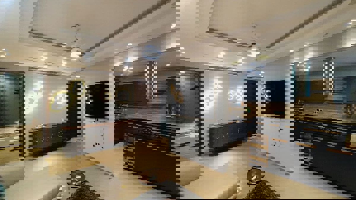 Living Room in 5 BHK Builder Floor at Dlf Phase V – for Sale