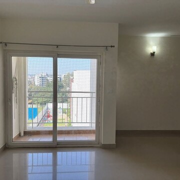 Room in 2.5 BHK Apartment at L&T Raintree Boulevard, Nh 7 – for Rent