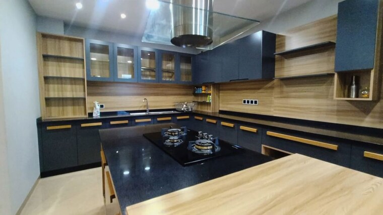 Kitchen, dlf phase v 5 Bedroom 4762 Sq.Ft. Builder Floor In Dlf Phase V Gurgaon 10031902