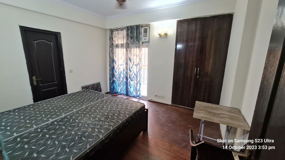 1 BHK + Study Room 750 Sq.Ft. Apartment in Amrapali Princely Estate