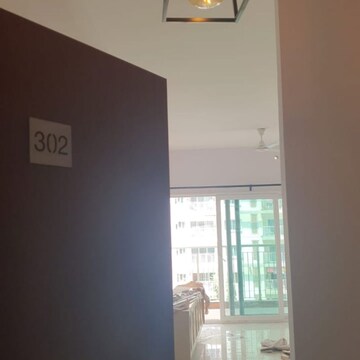 Room in 3 BHK Apartment at L&T Raintree Boulevard, Nh 7 – for Sale