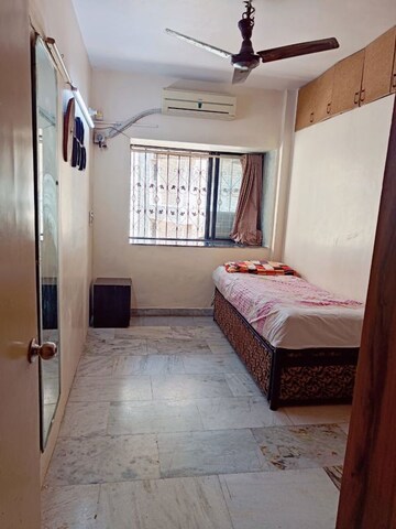 Living Room in 1.5 BHK Apartment at Jai Ganesh CHS JB Nagar, Jb Nagar – for Rent