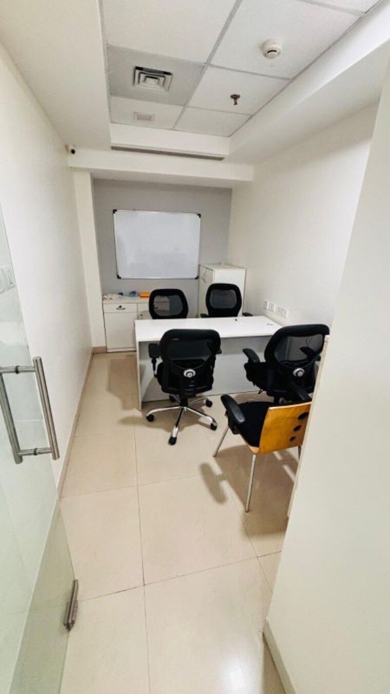 Common Area, baner Commercial Office Space 3600 Sq.Ft. In Baner Pune 10032326