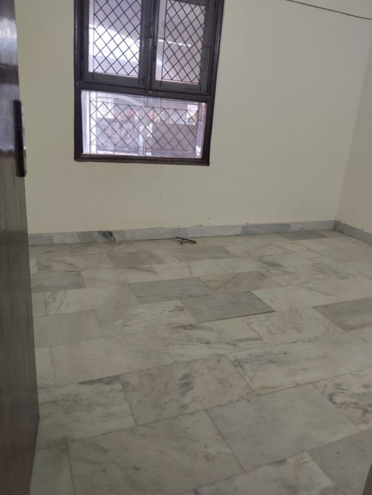 Room, neb sarai 1 Bedroom 450 Sq.Ft. Builder Floor In Neb Sarai Delhi 10032335