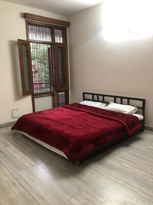 Bedroom in 2 BHK Builder Floor at Saket – for Rent