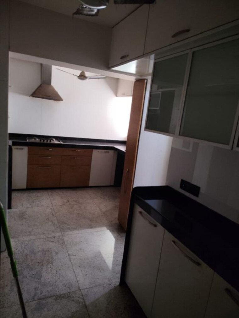 Kitchen, bandra west 2 Bedroom 700 Sq.Ft. Apartment In Bandra West Mumbai 10032363