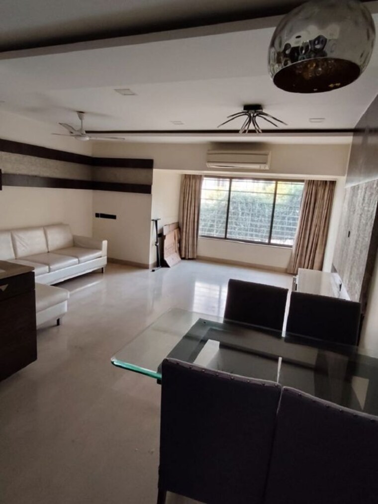 Living Room, bandra west 2 Bedroom 700 Sq.Ft. Apartment In Bandra West Mumbai 10032363