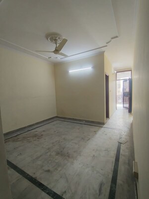 Room in 2 BHK Builder Floor at Greater Kailash I – for Rent