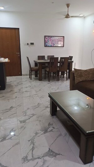 Team Area in 2 BHK Apartment at Raheja Ridgewood, Goregaon East – for Rent
