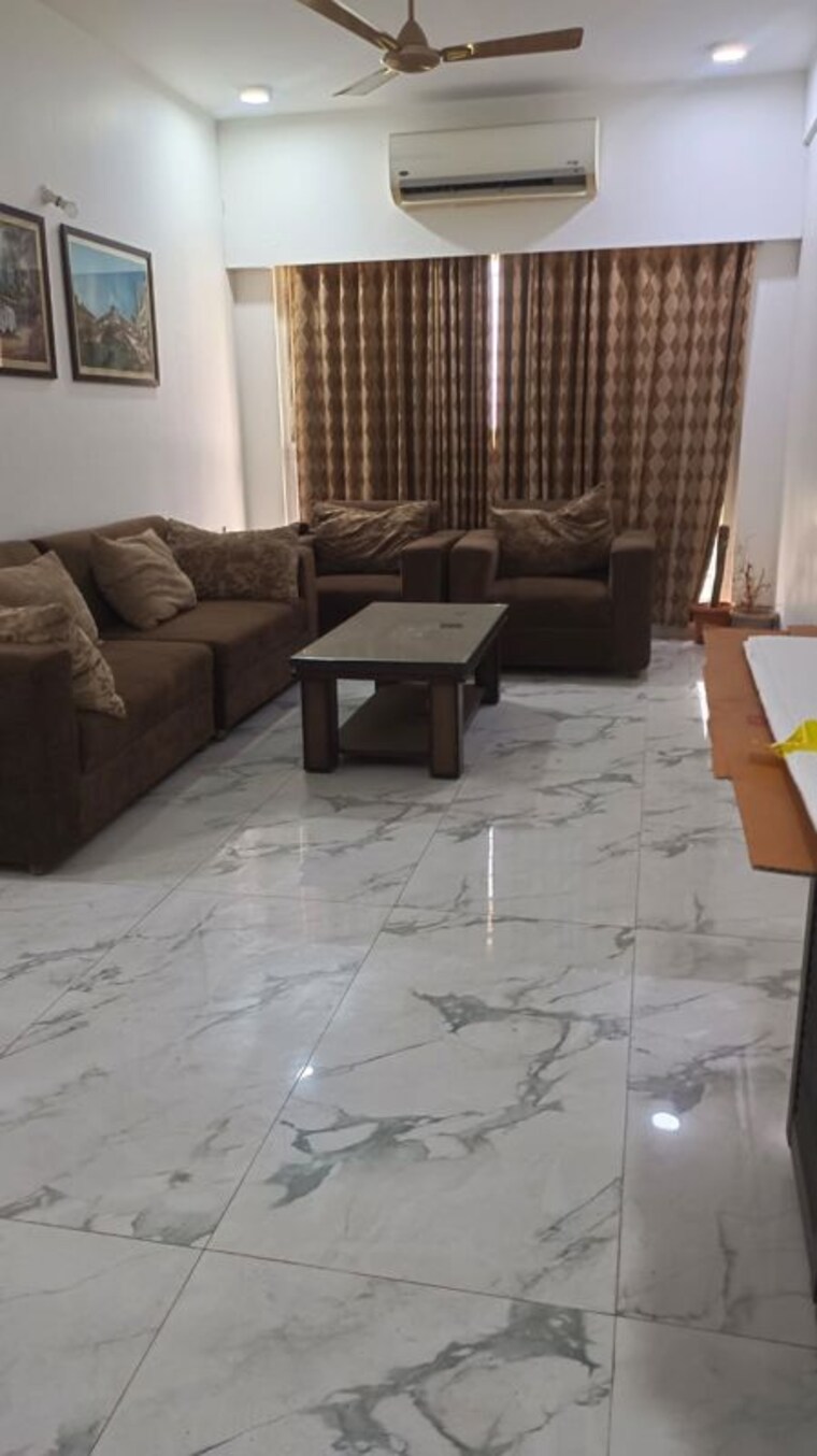 Team Area, raheja-ridgewood 2 Bedroom 850 Sq.Ft. Apartment In Goregaon East Mumbai 10032474