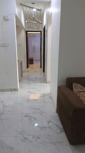 2 BHK Apartment For Rent in Raheja Ridgewood, Goregaon East