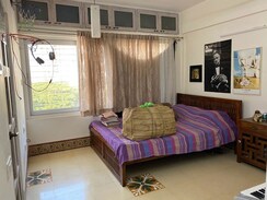 2 BHK + Pooja Room Apartment For Rent in Bandra West