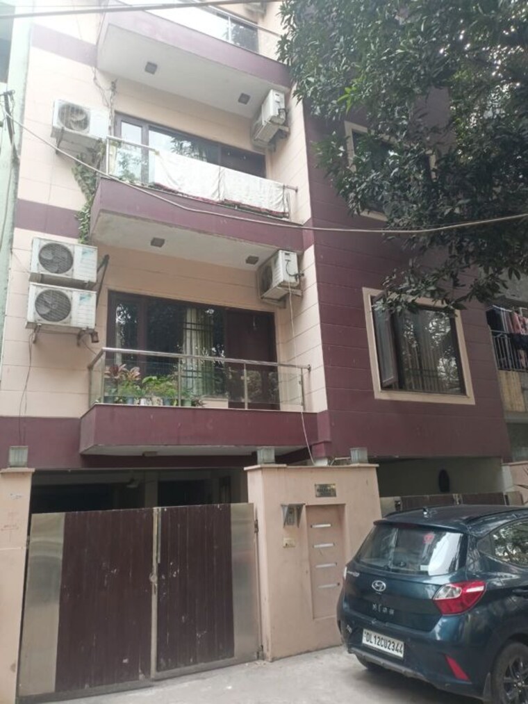 Kitchen, safdarjung development area 3 Bedroom 1125 Sq.Ft. Builder Floor In Safdarjung Development Area Delhi 10032576