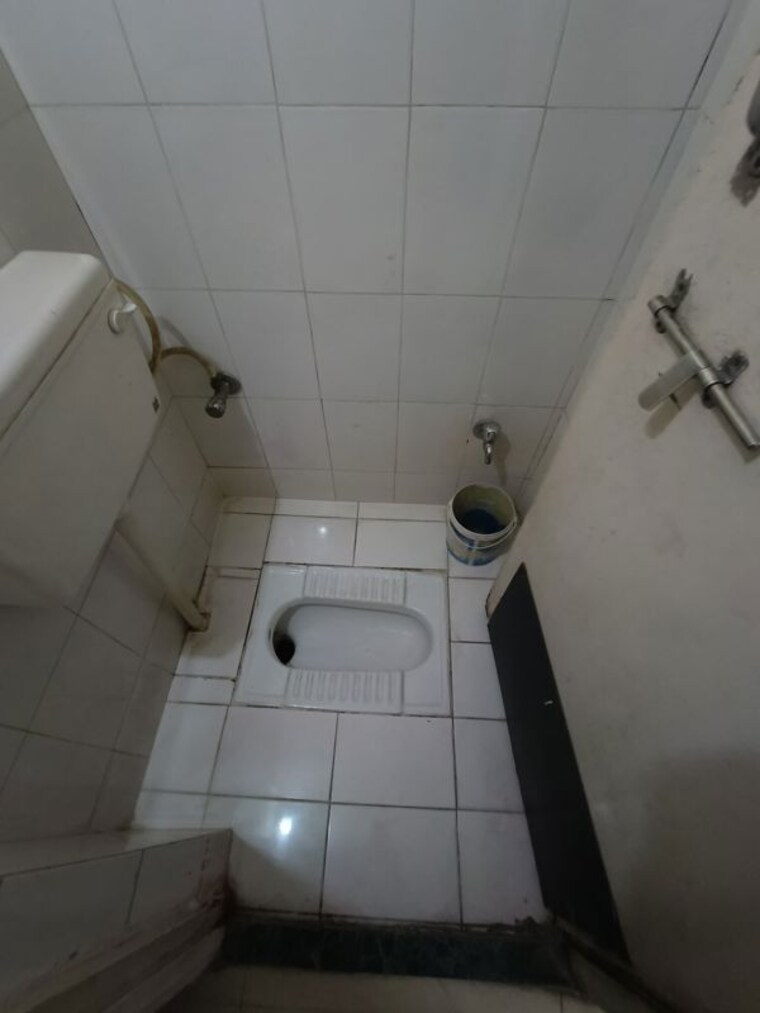 Bathroom, dhayari 2 Bedroom 1000 Sq.Ft. Apartment In Dhayari Pune 10032580