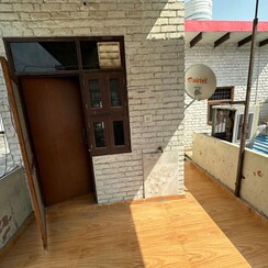 1 Rk+ Study Room Penthouse For Rent in Sector 02