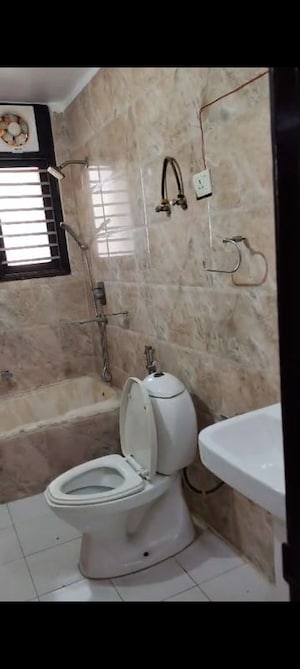 Bathroom in 4 BHK Apartment at Sector 12 Dwarka – for Rent