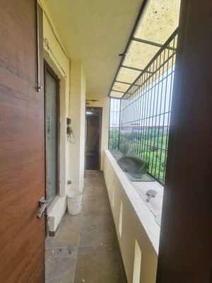 Building Lobby in 3 BHK Builder Floor at Nehru Enclave – for Rent